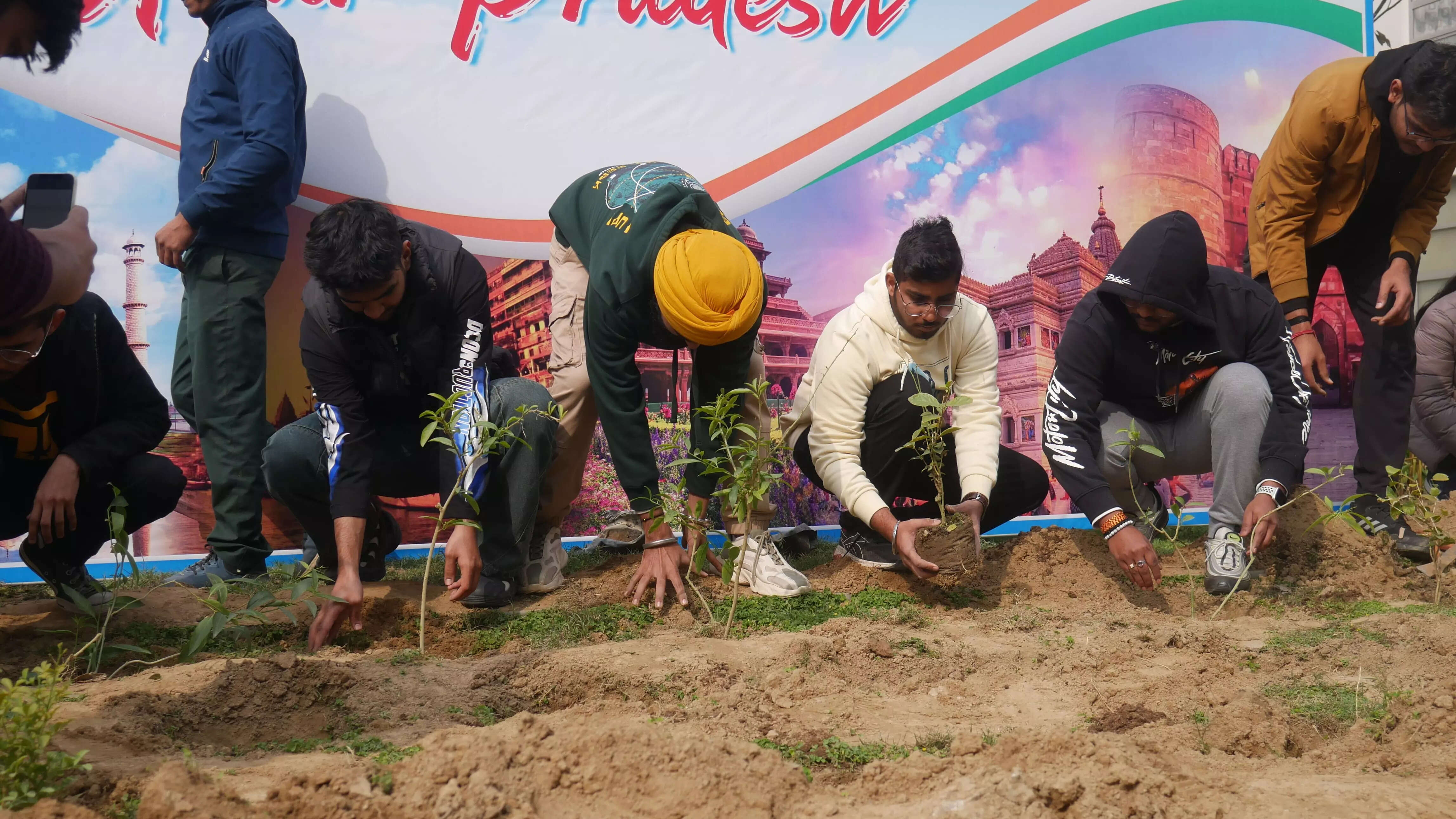 Students planting